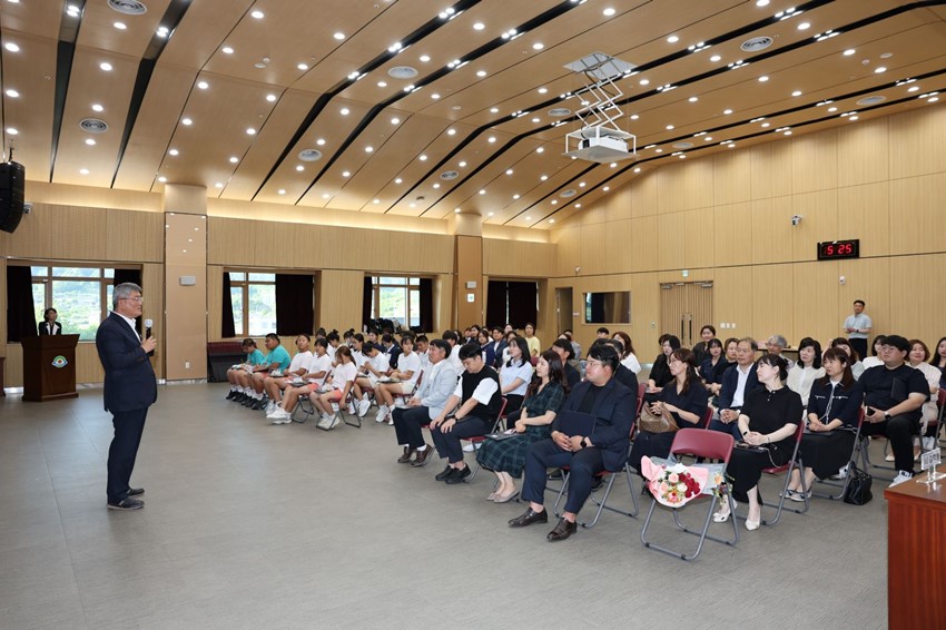 3.(재)예천군민장학회, 장학금 및 포상금 수여식 개최